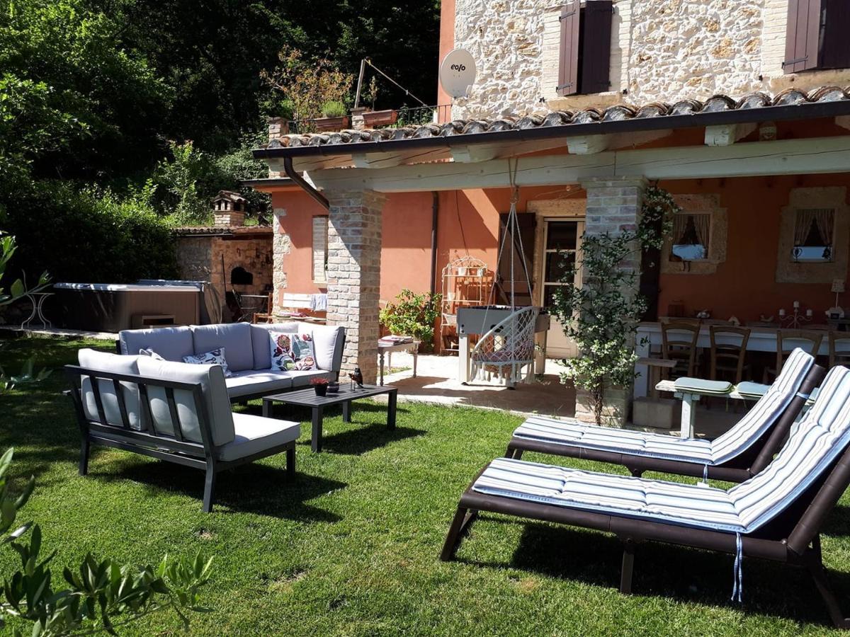 B&B L'Usignolo Ascoli Piceno Bagian luar foto