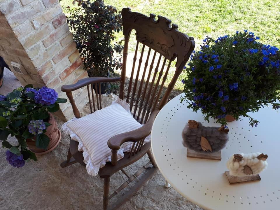 B&B L'Usignolo Ascoli Piceno Bagian luar foto
