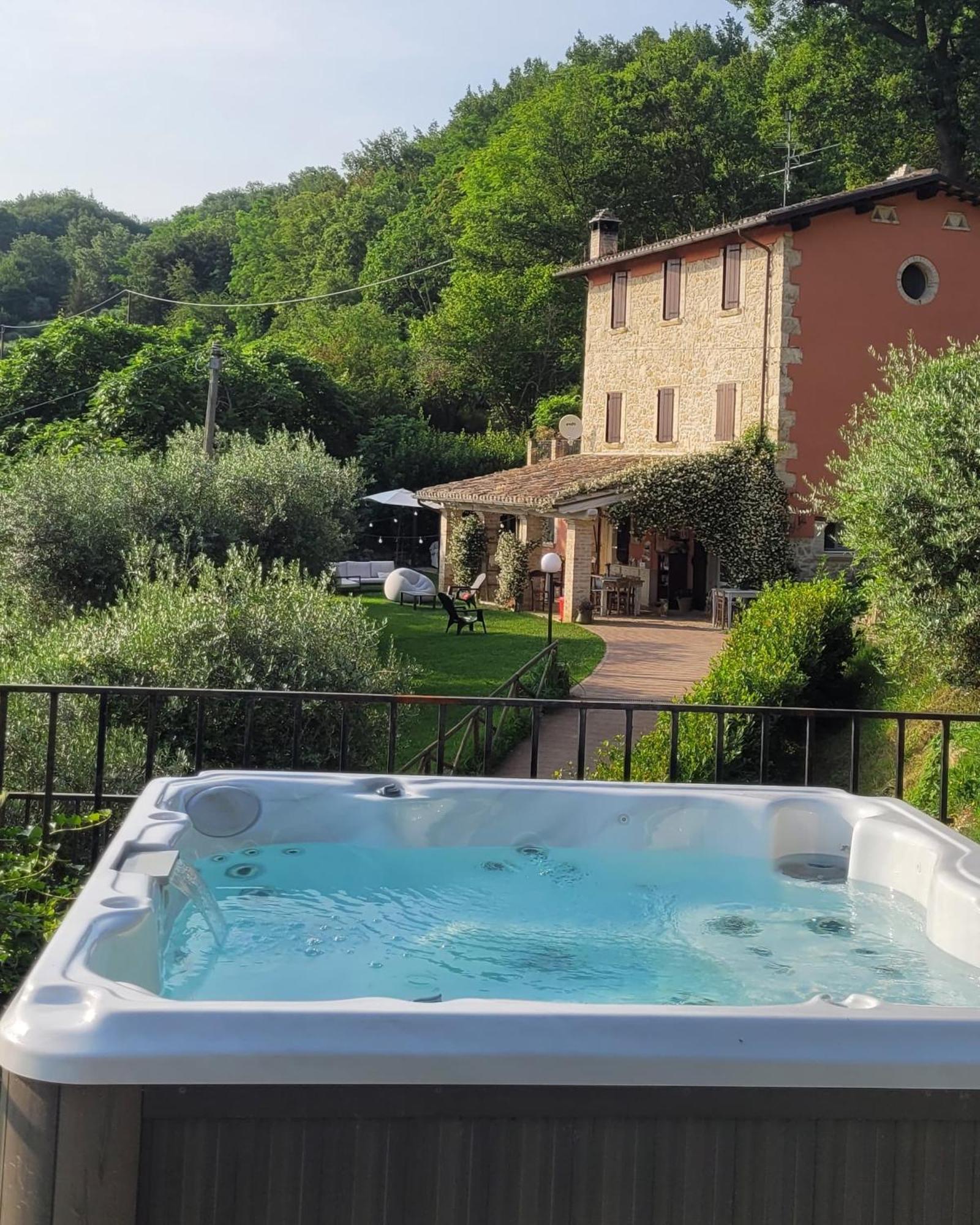 B&B L'Usignolo Ascoli Piceno Bagian luar foto